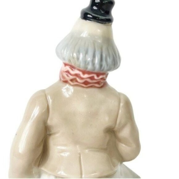 Vintage Sad Hobo Clown Figurine with Face Between his Feet | 7” Porcelain Taiwan - Picture 10 of 13